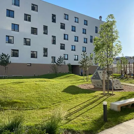 Kopcianka & Free Parking Apartamento Bratislava